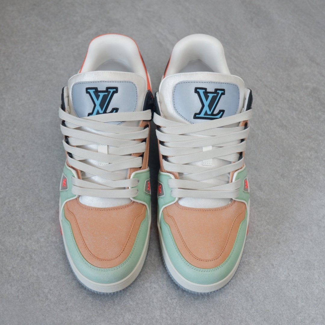 LOUIS VUITTON TRAINERS 