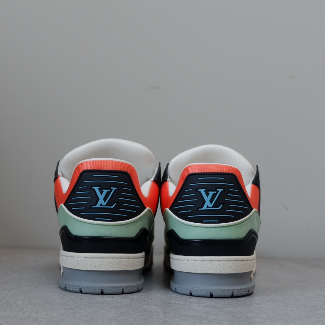 LOUIS VUITTON TRAINERS 