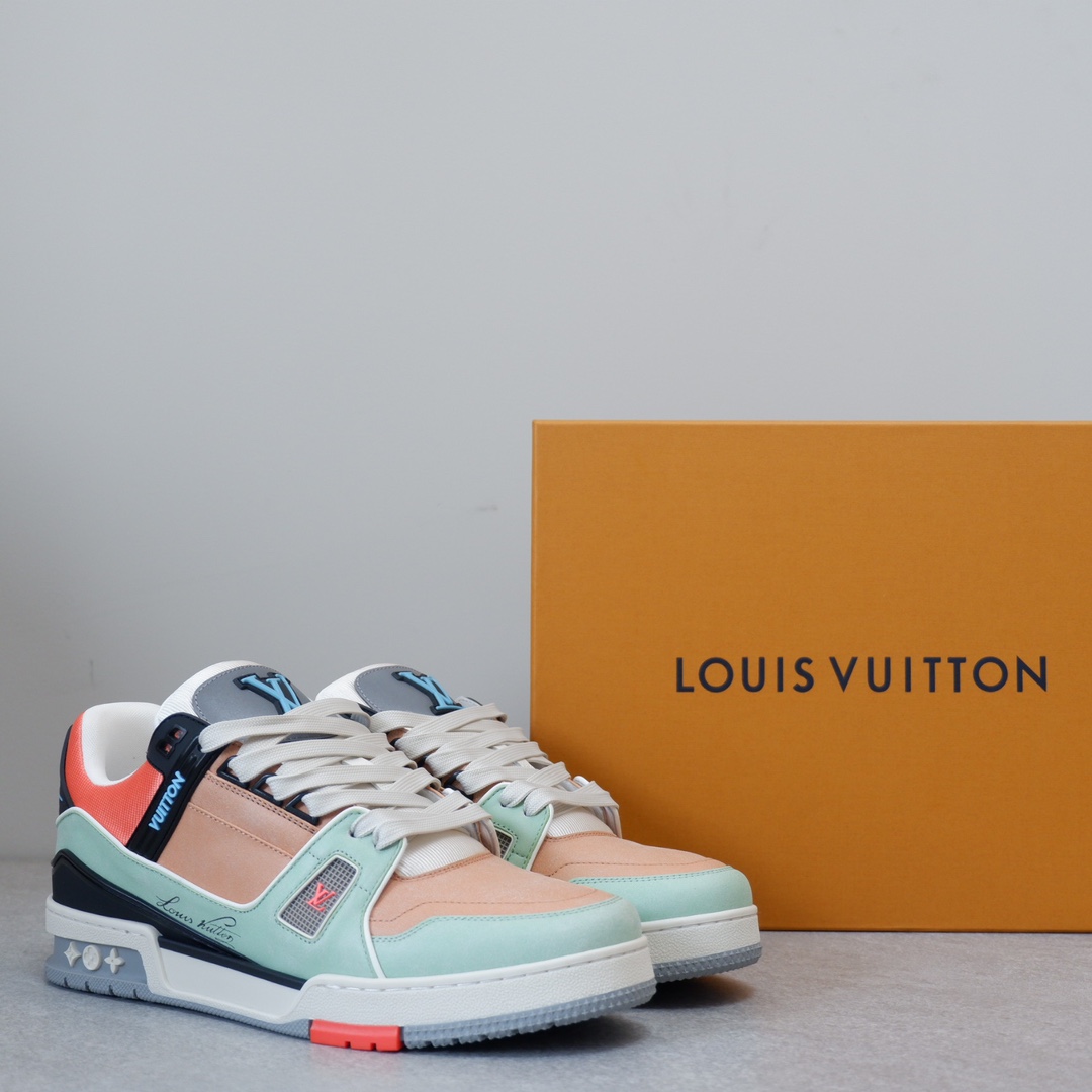 LOUIS VUITTON TRAINERS 