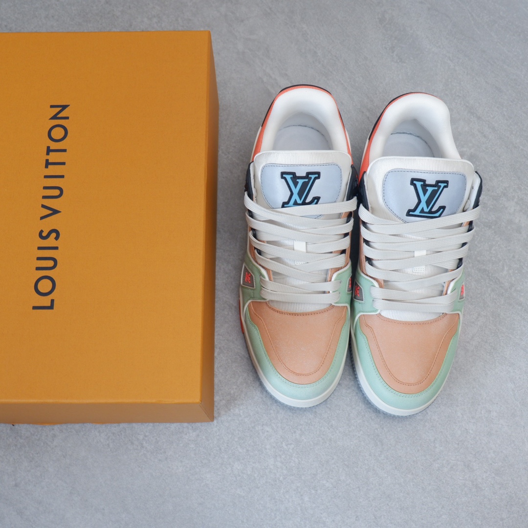 LOUIS VUITTON TRAINERS 