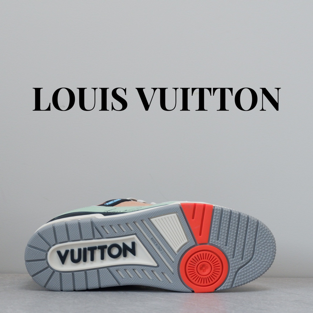 LOUIS VUITTON TRAINERS 