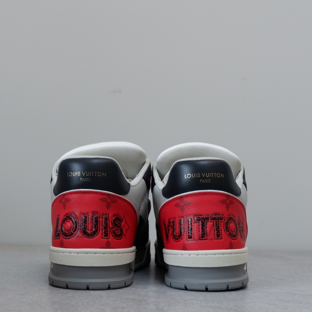 LOUIS VUITTON TRAINERS 