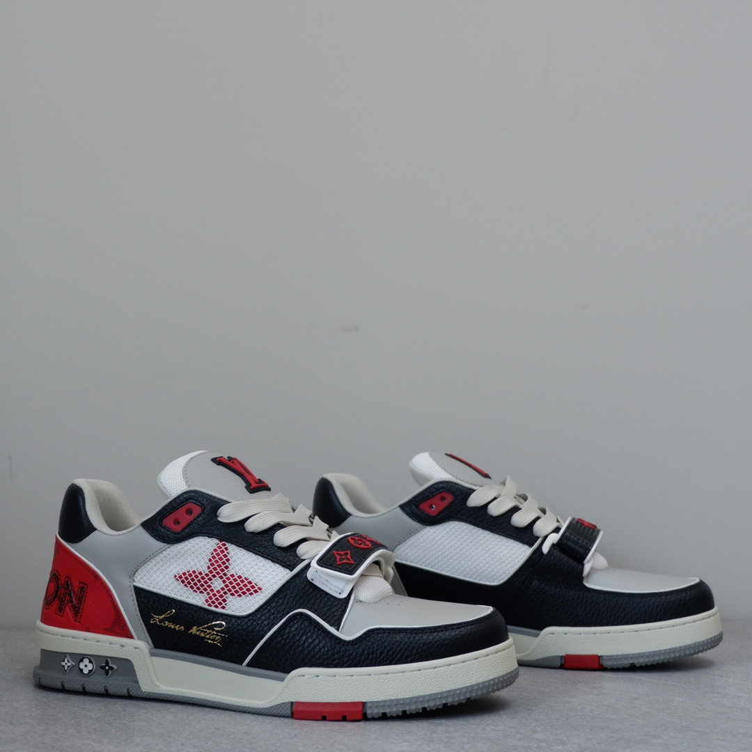 LOUIS VUITTON TRAINERS 