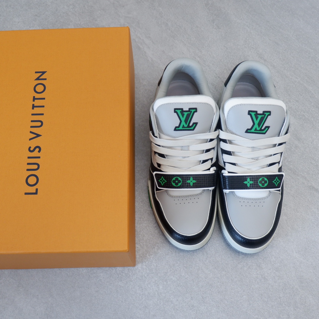 LOUIS VUITTON TRAINERS 
