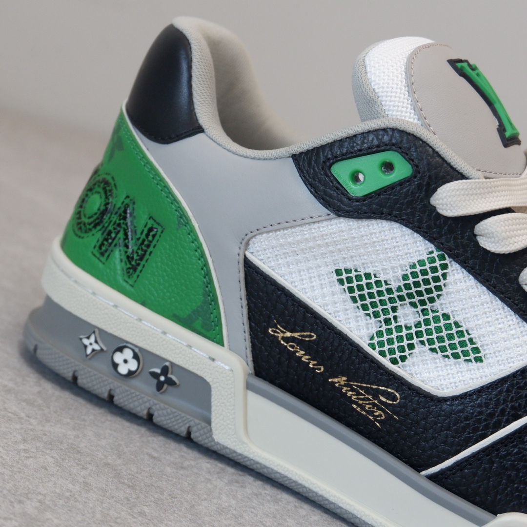 LOUIS VUITTON TRAINERS 
