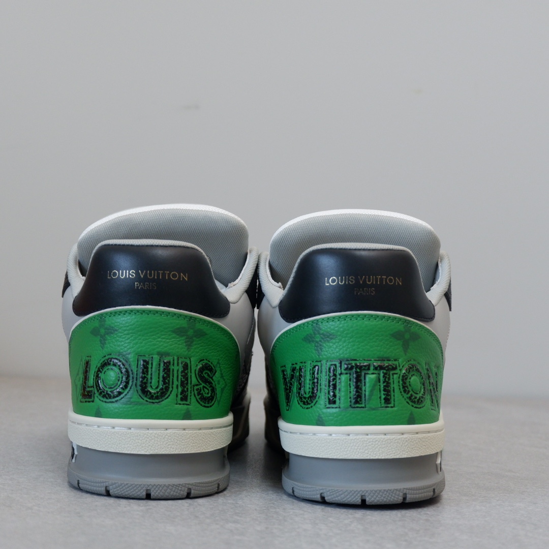 LOUIS VUITTON TRAINERS 