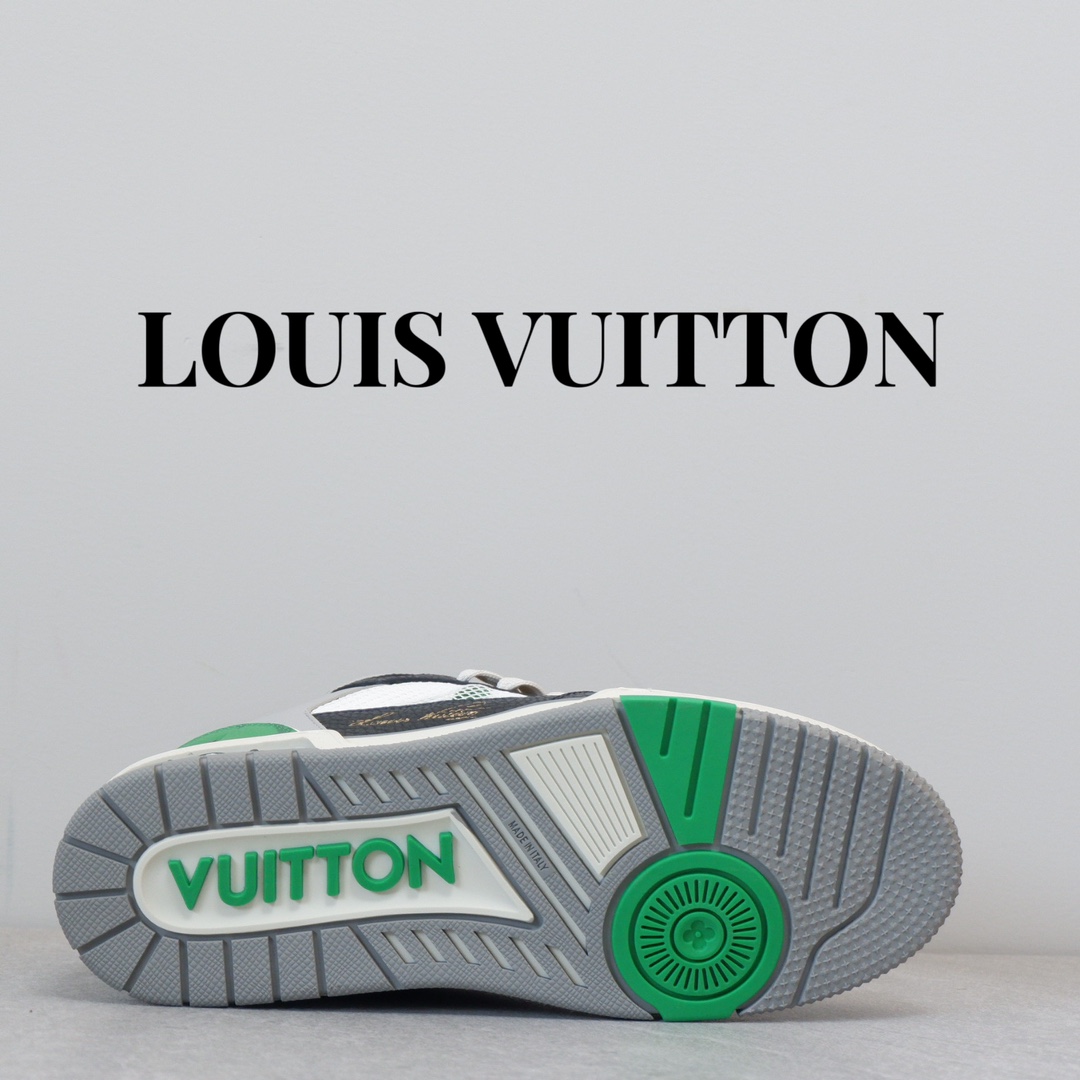 LOUIS VUITTON TRAINERS 