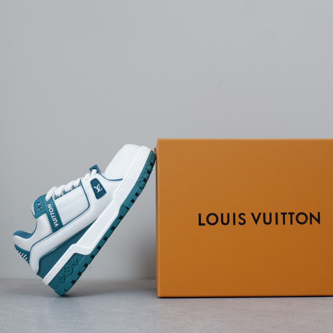 LOUIS VUITTON TRAINERS 
