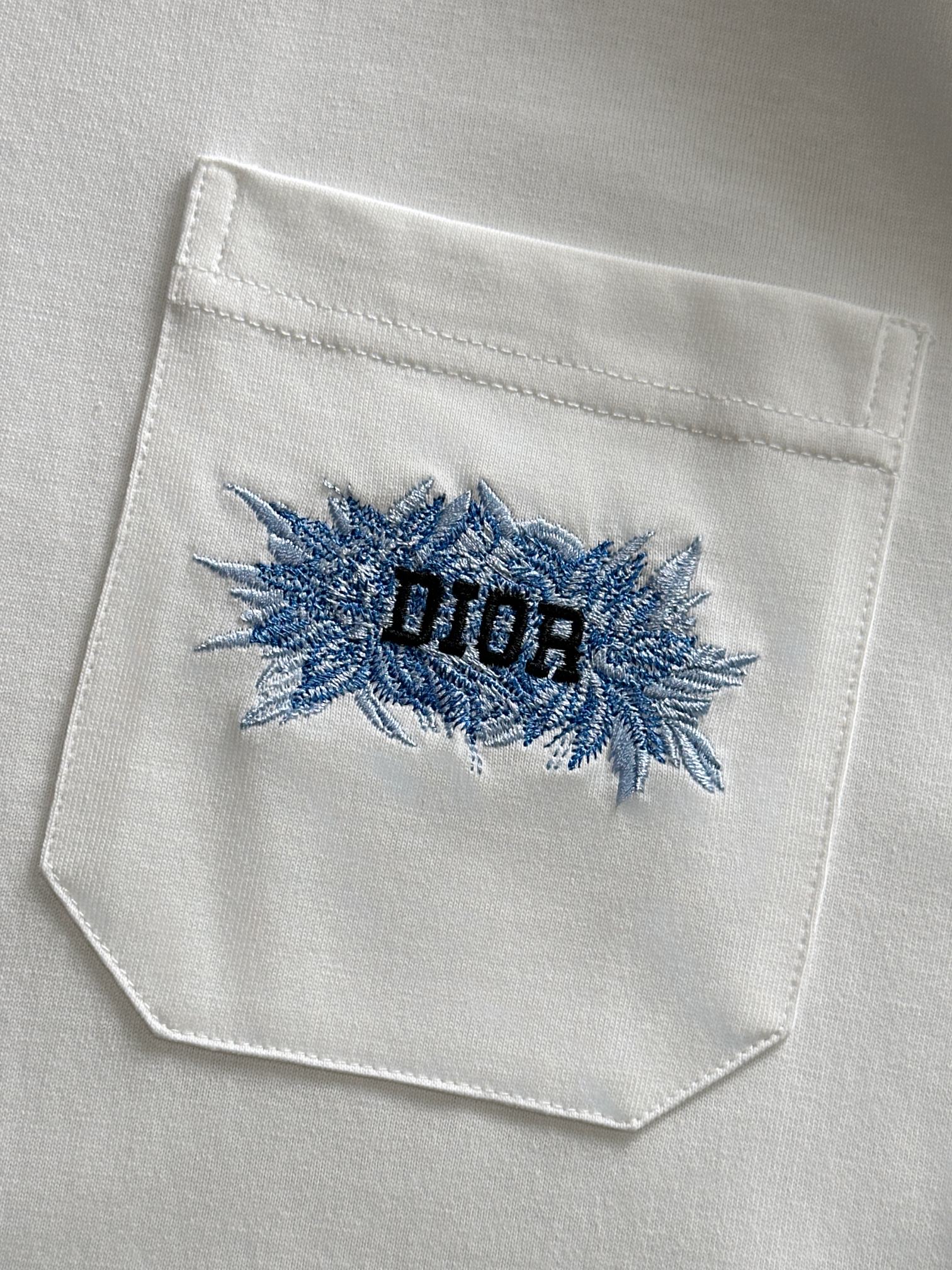 DIOR T-SHIRT