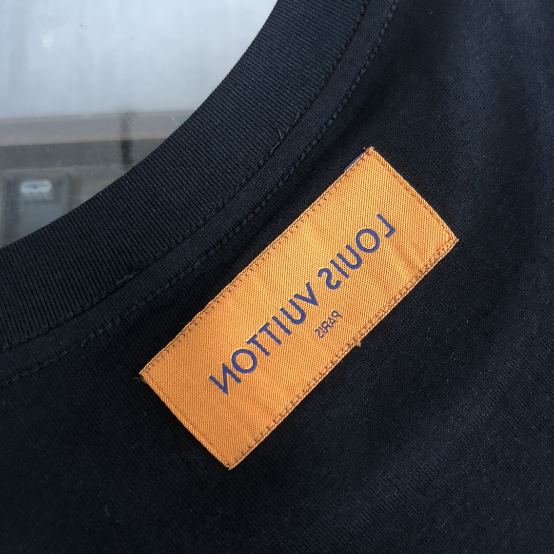 LV Tshirt