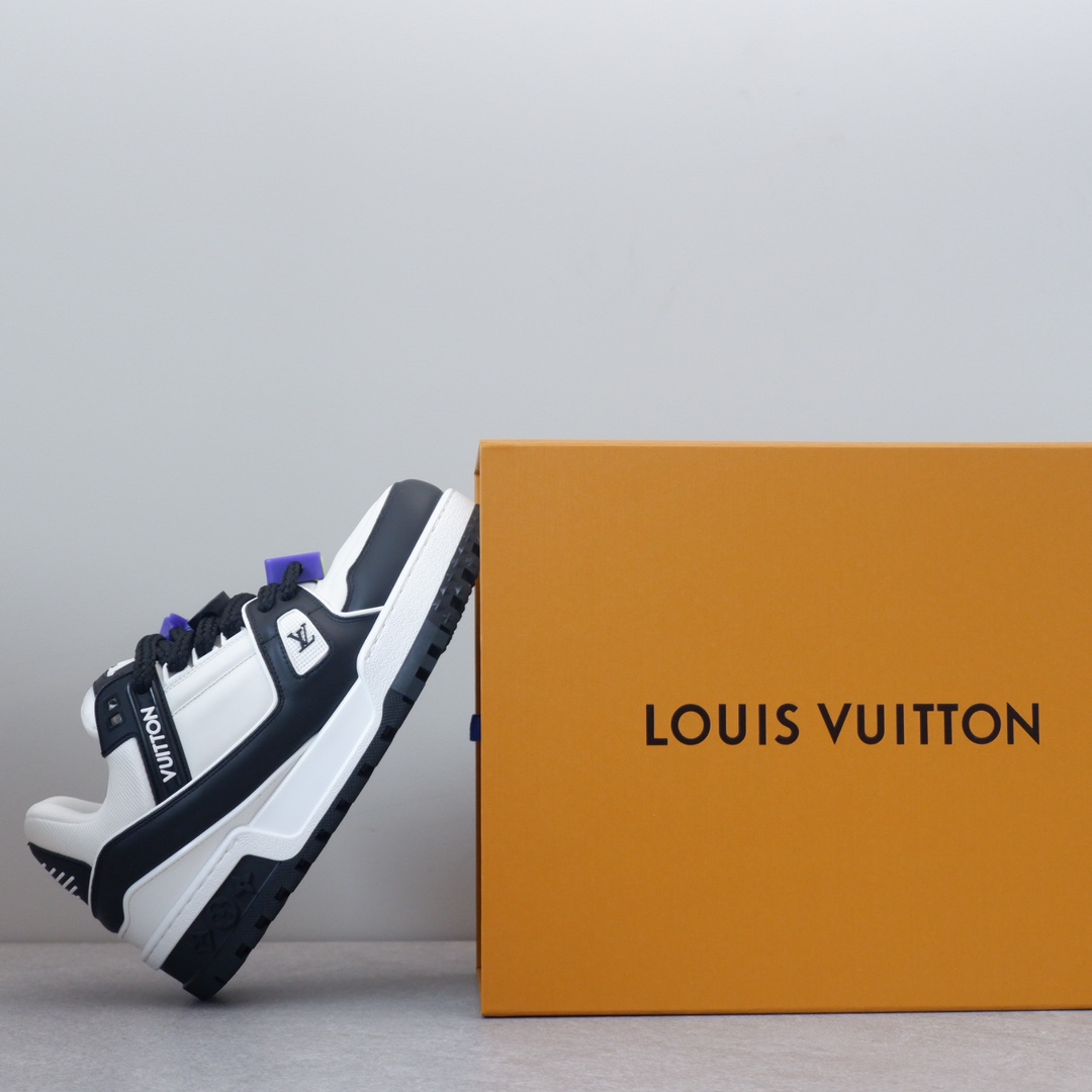 LOUIS VUITTON TRAINERS 