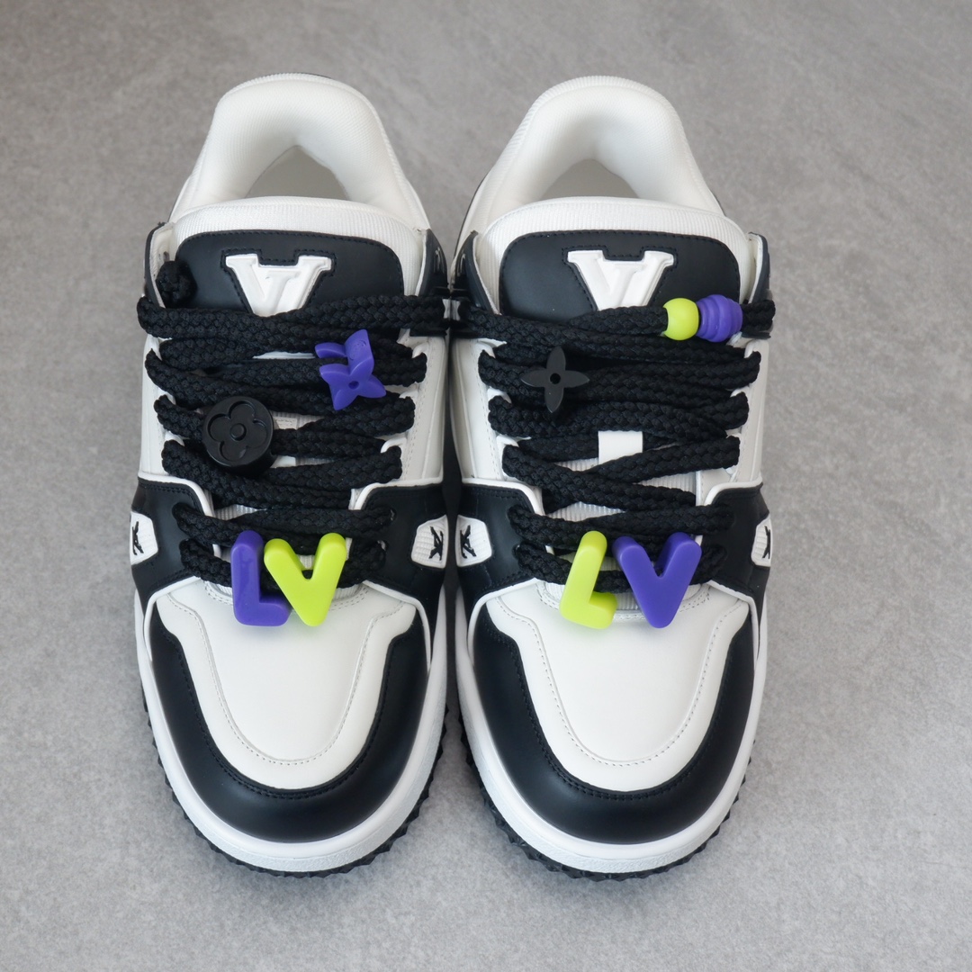 LOUIS VUITTON TRAINERS 