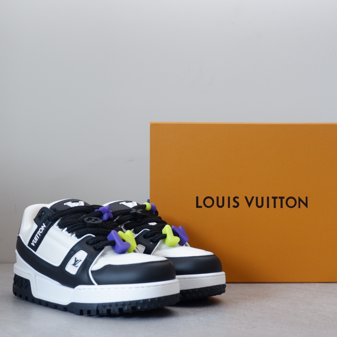 LOUIS VUITTON TRAINERS 