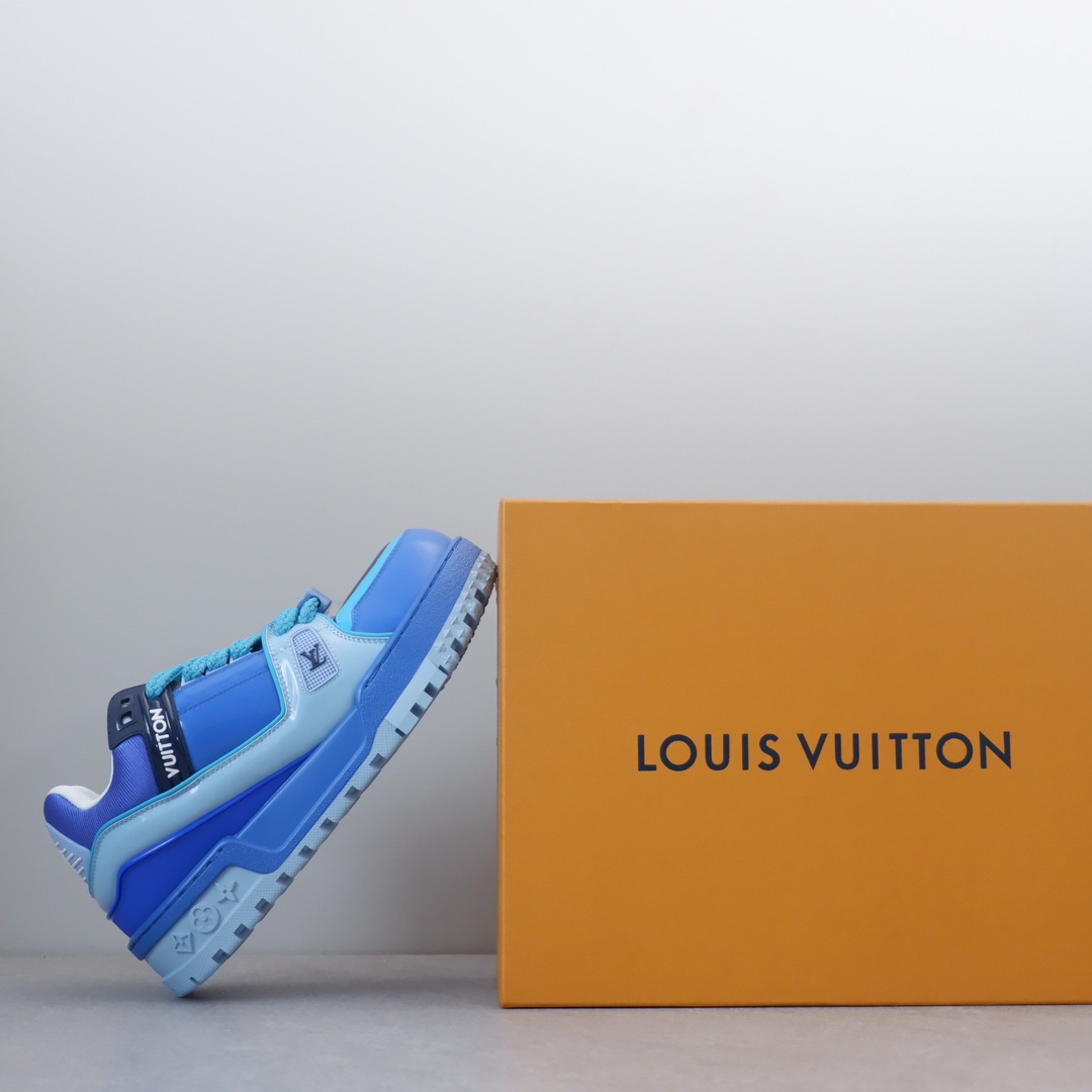 LOUIS VUITTON TRAINERS 