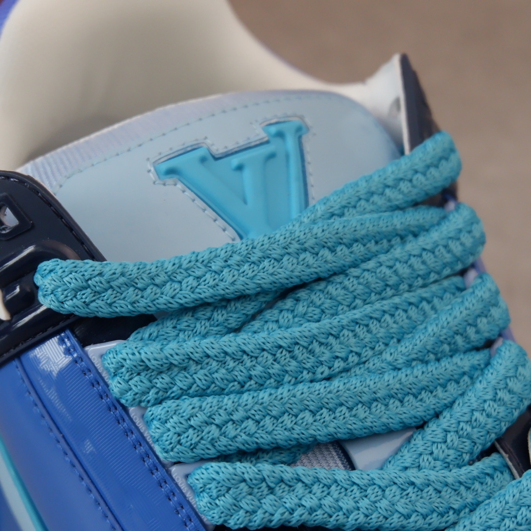 LOUIS VUITTON TRAINERS 