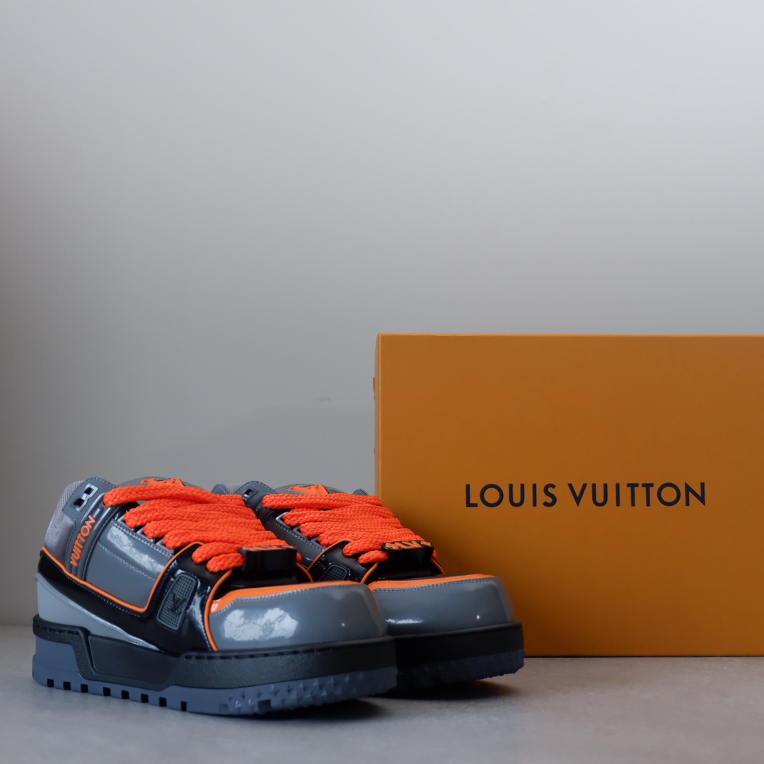 LOUIS VUITTON TRAINERS 