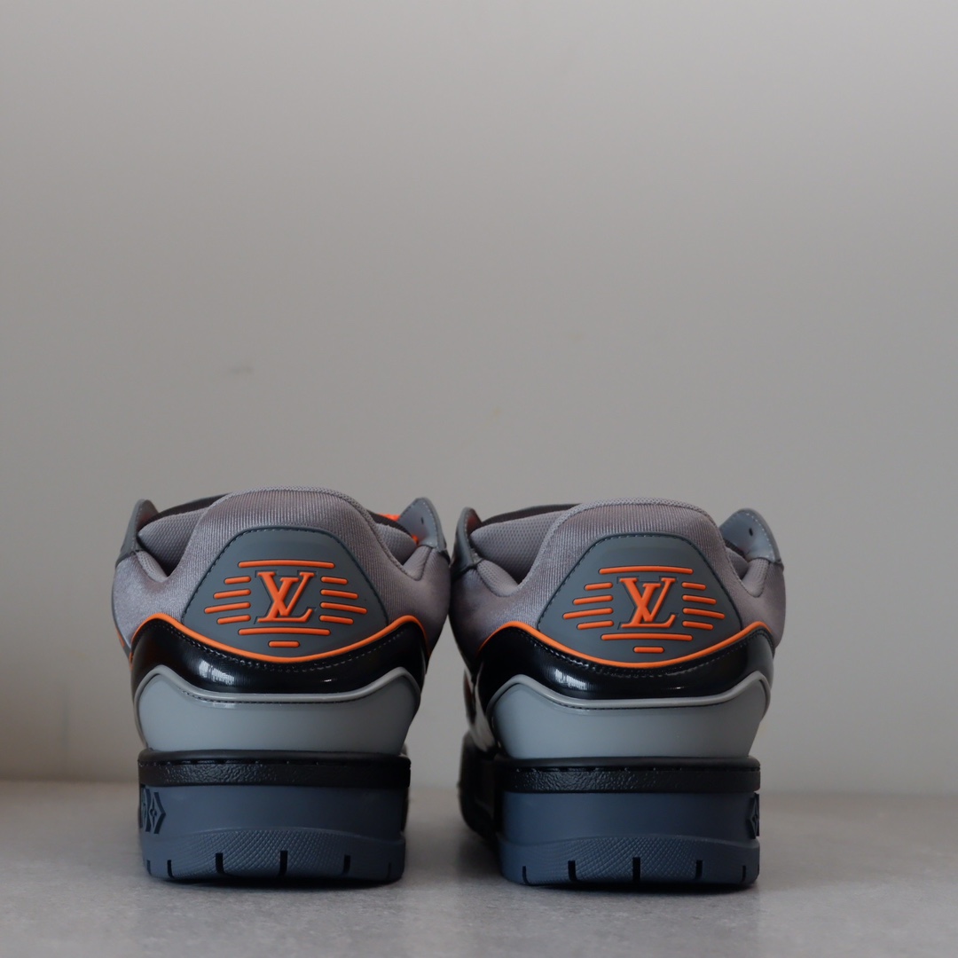 LOUIS VUITTON TRAINERS 