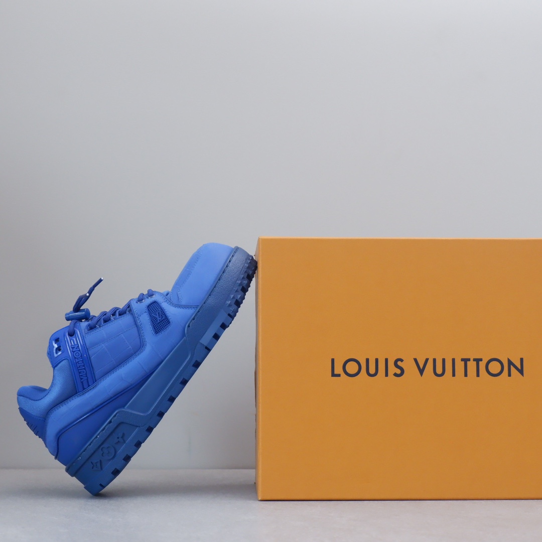 LOUIS VUITTON TRAINERS 
