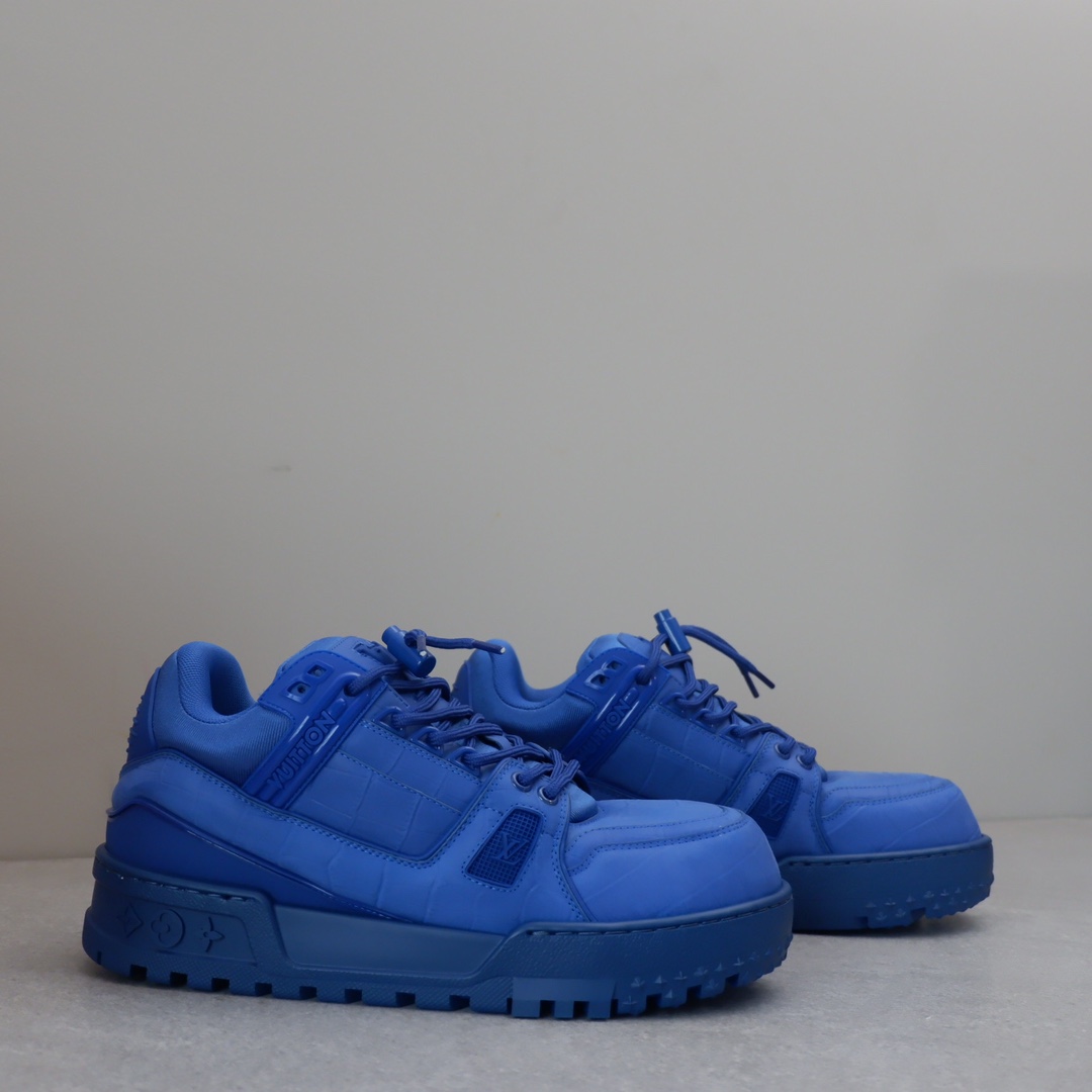 LOUIS VUITTON TRAINERS 