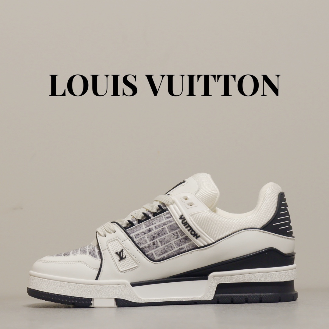 LOUIS VUITTON TRAINERS 