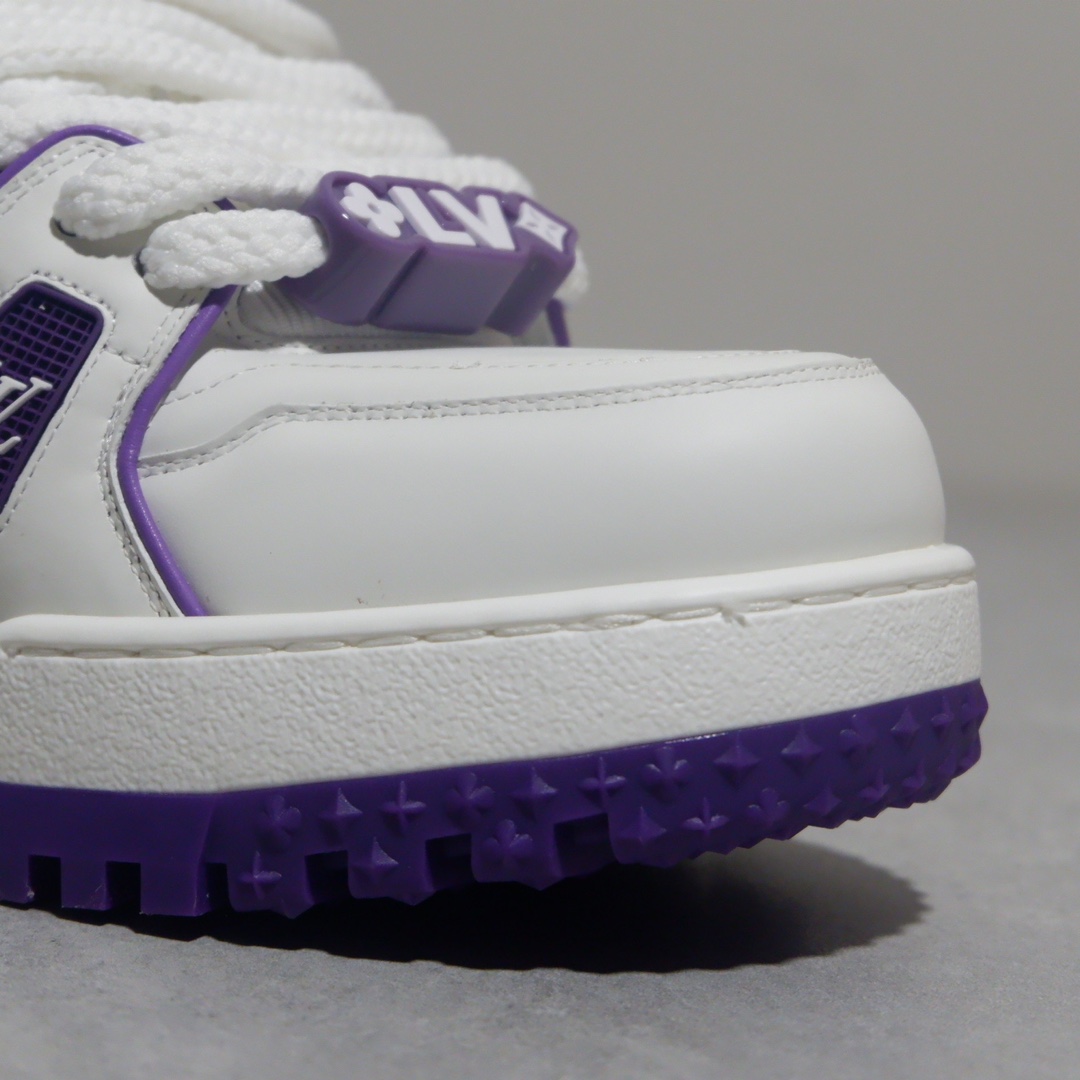 LOUIS VUITTON TRAINERS 