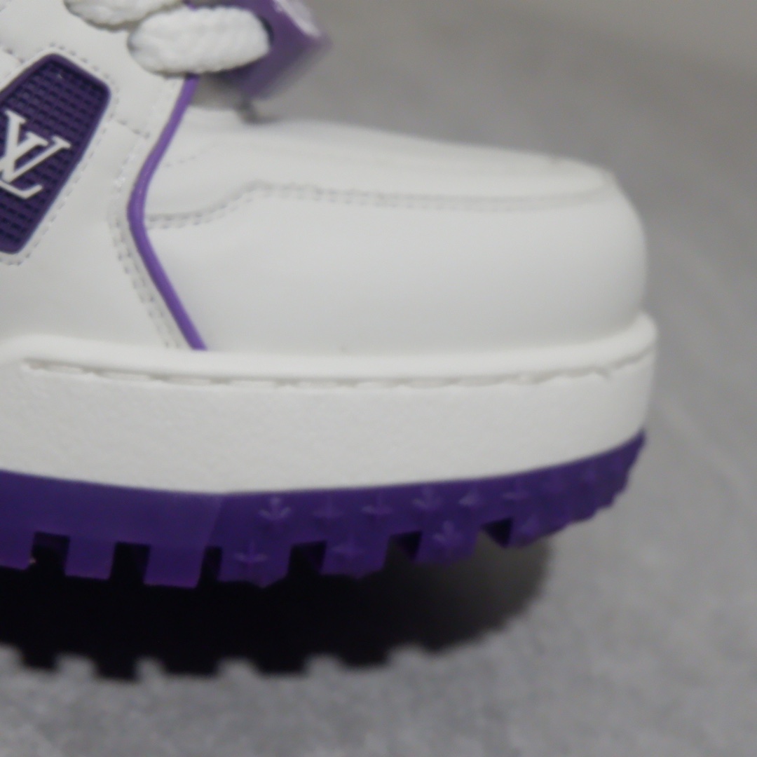 LOUIS VUITTON TRAINERS 