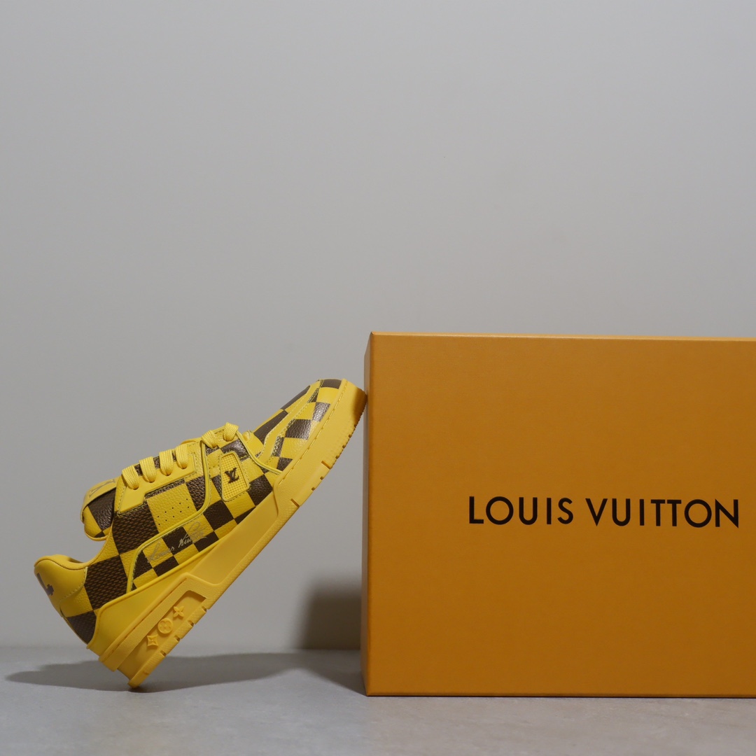 LOUIS VUITTON TRAINERS 