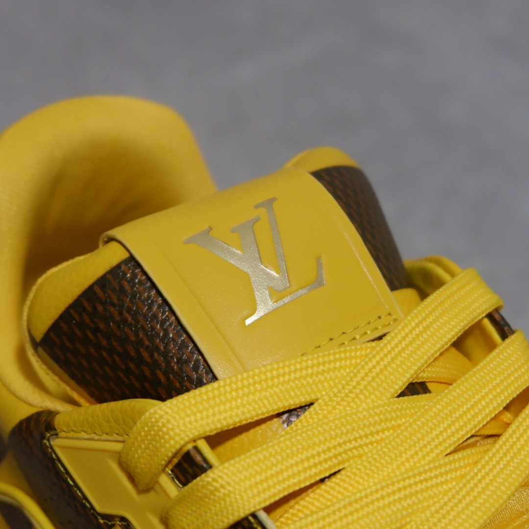 LOUIS VUITTON TRAINERS 