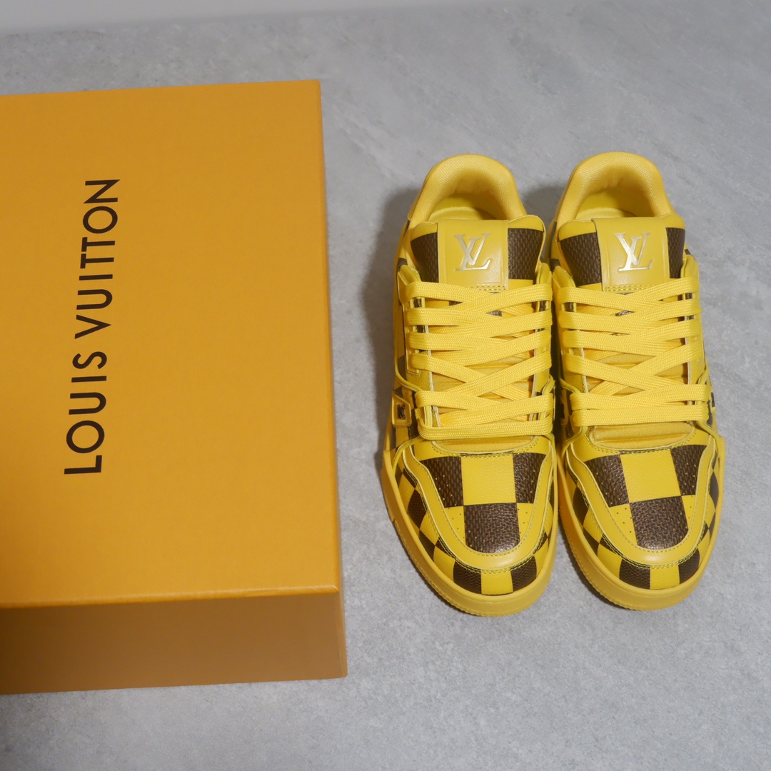LOUIS VUITTON TRAINERS 