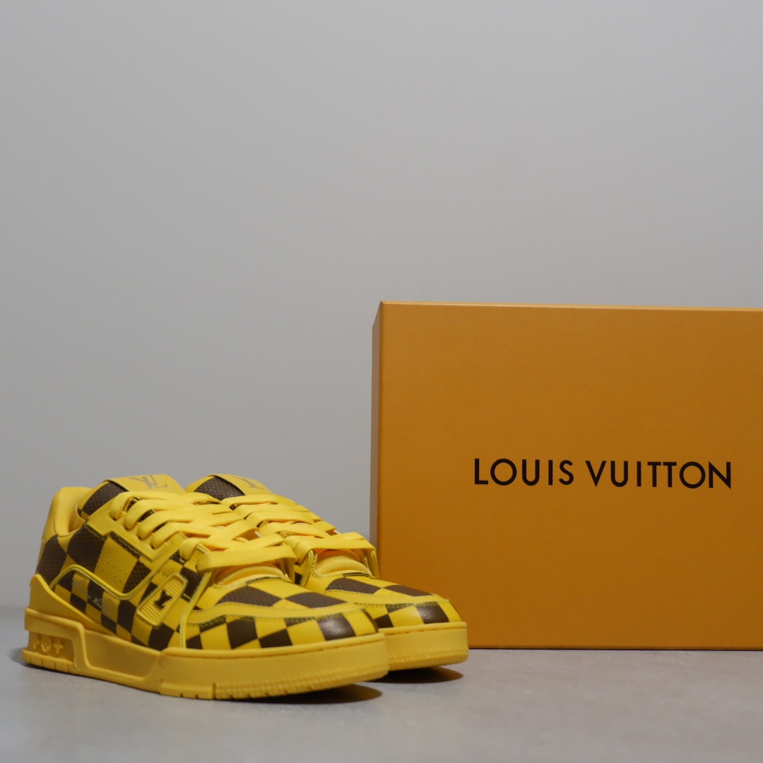 LOUIS VUITTON TRAINERS 