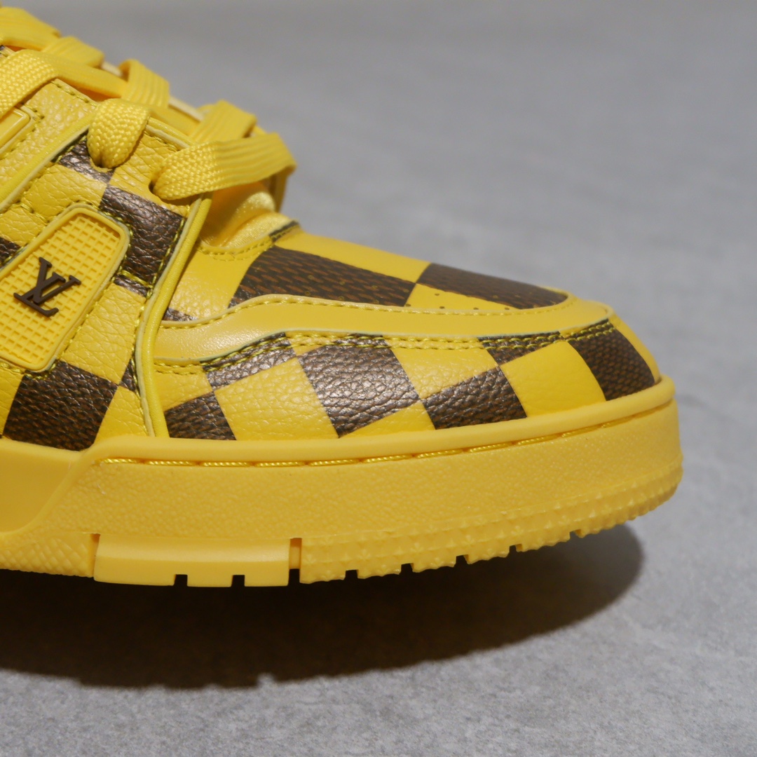 LOUIS VUITTON TRAINERS 