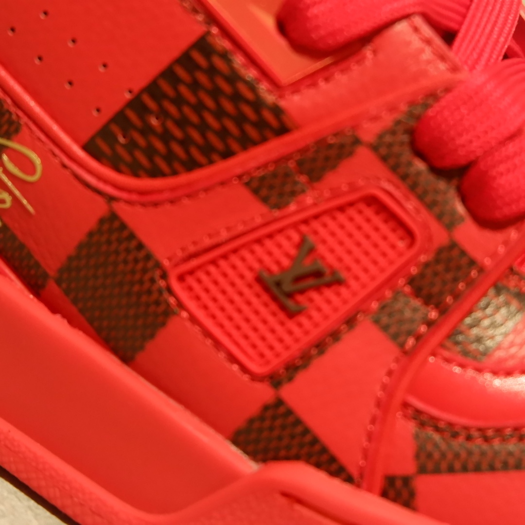 LOUIS VUITTON TRAINERS 
