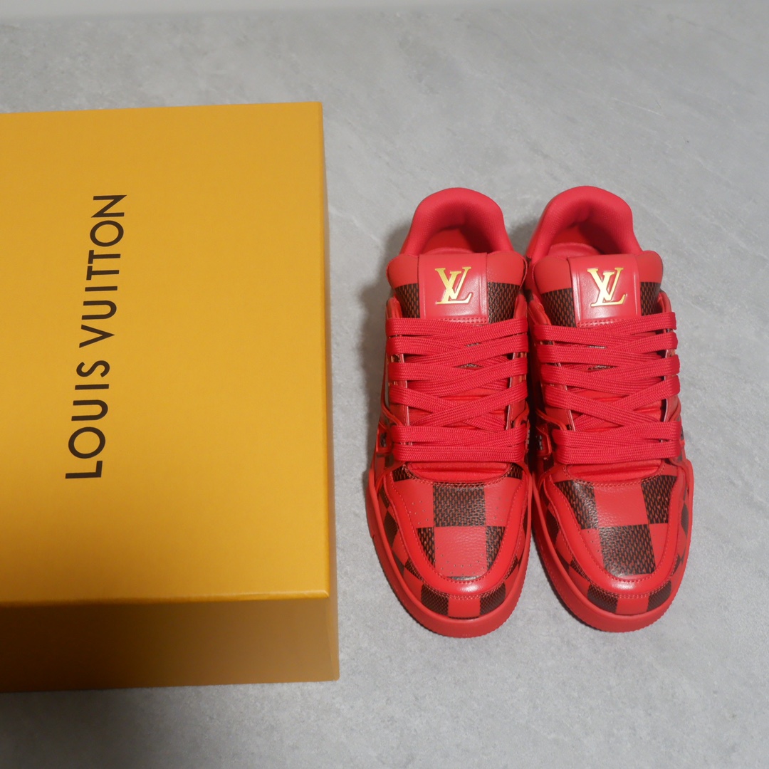 LOUIS VUITTON TRAINERS 