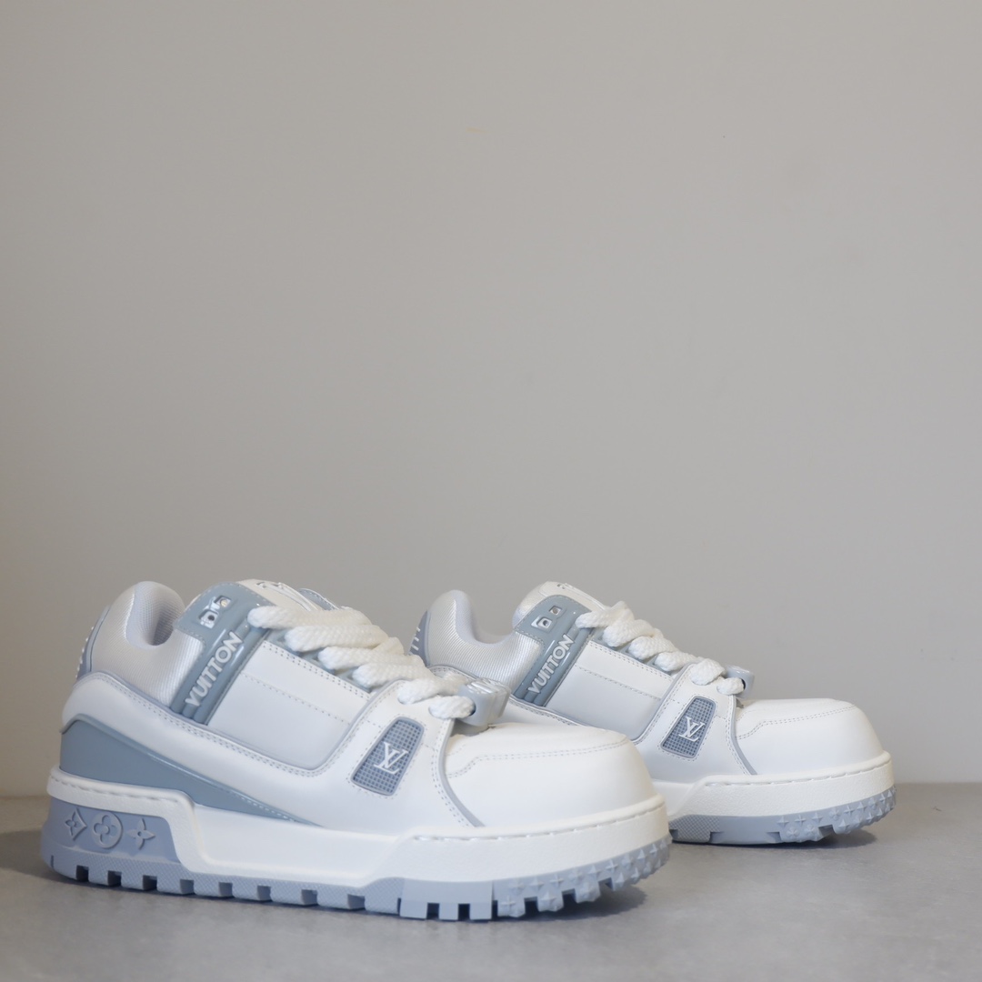 LOUIS VUITTON TRAINERS 