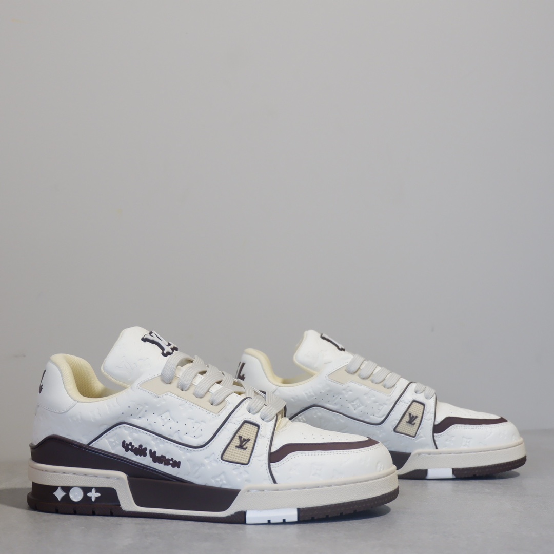 LOUIS VUITTON TRAINERS 