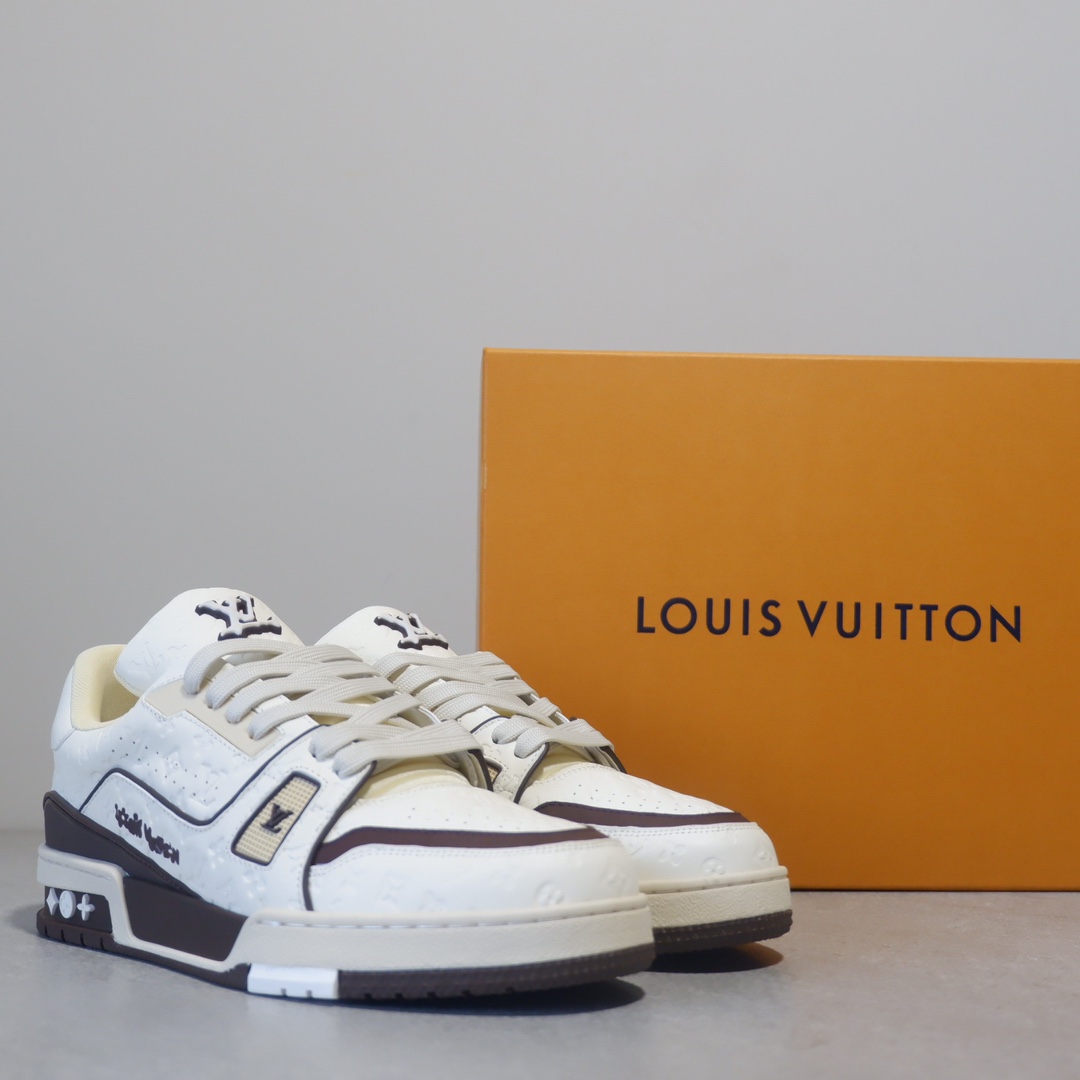 LOUIS VUITTON TRAINERS 