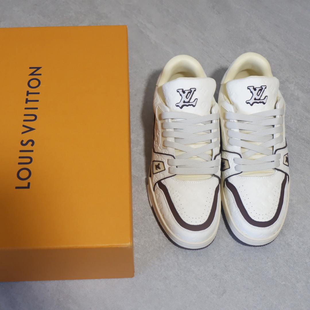 LOUIS VUITTON TRAINERS 