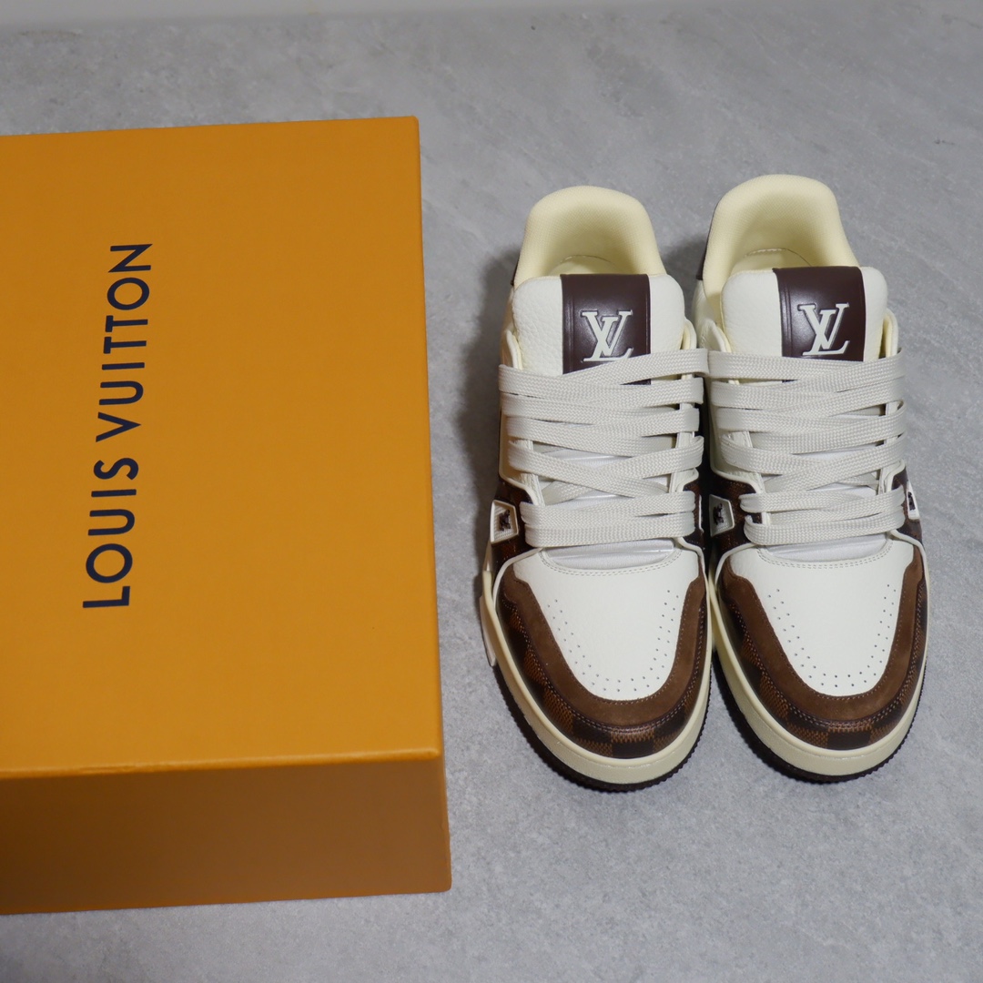 LOUIS VUITTON TRAINERS 
