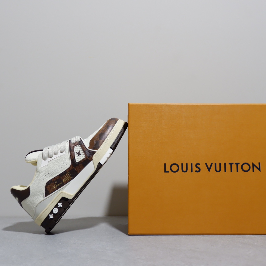 LOUIS VUITTON TRAINERS 