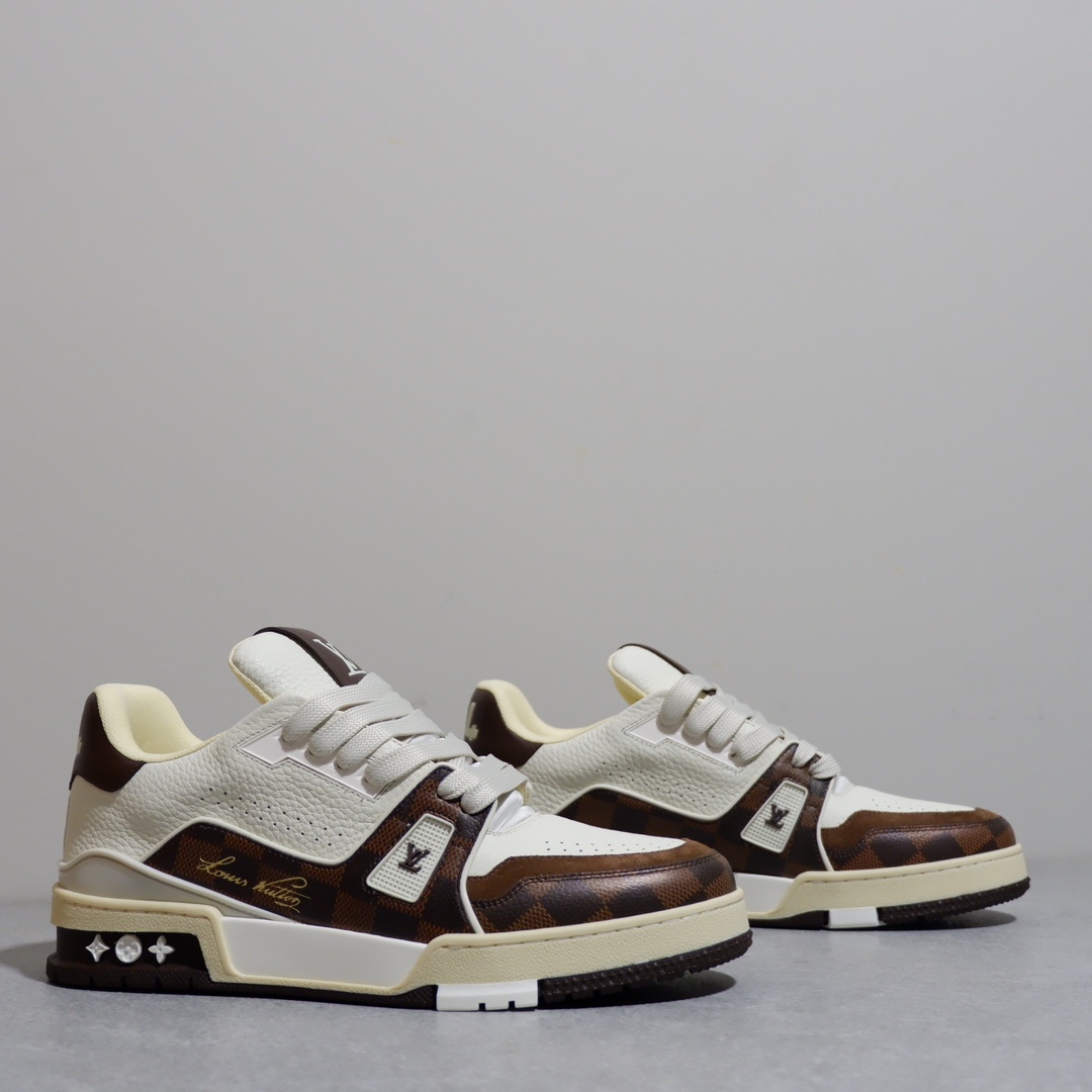 LOUIS VUITTON TRAINERS 