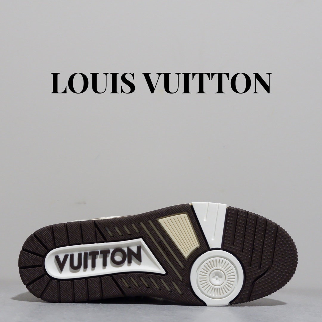 LOUIS VUITTON TRAINERS 