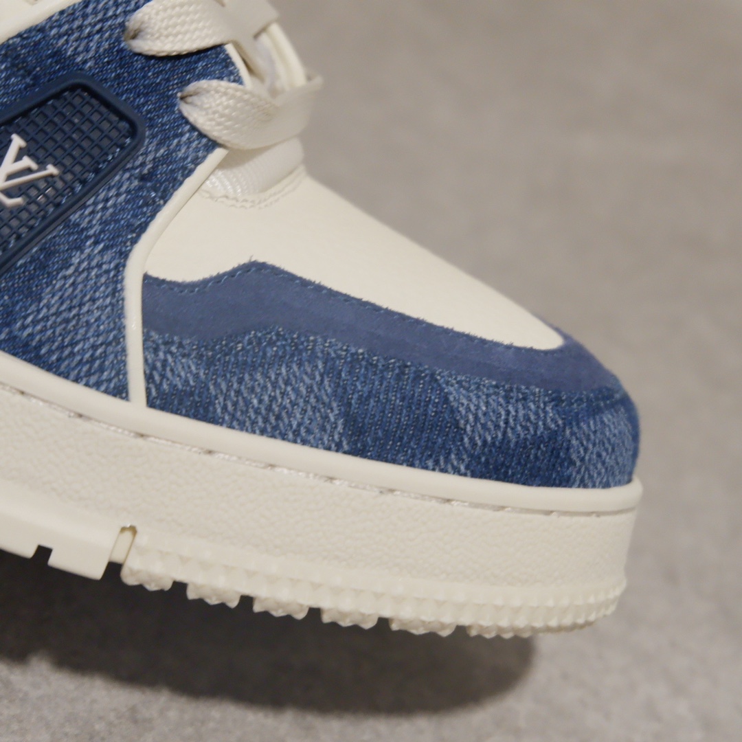 LOUIS VUITTON TRAINERS 