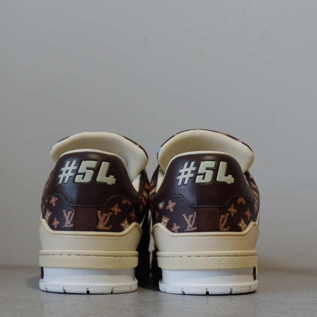 LOUIS VUITTON TRAINERS