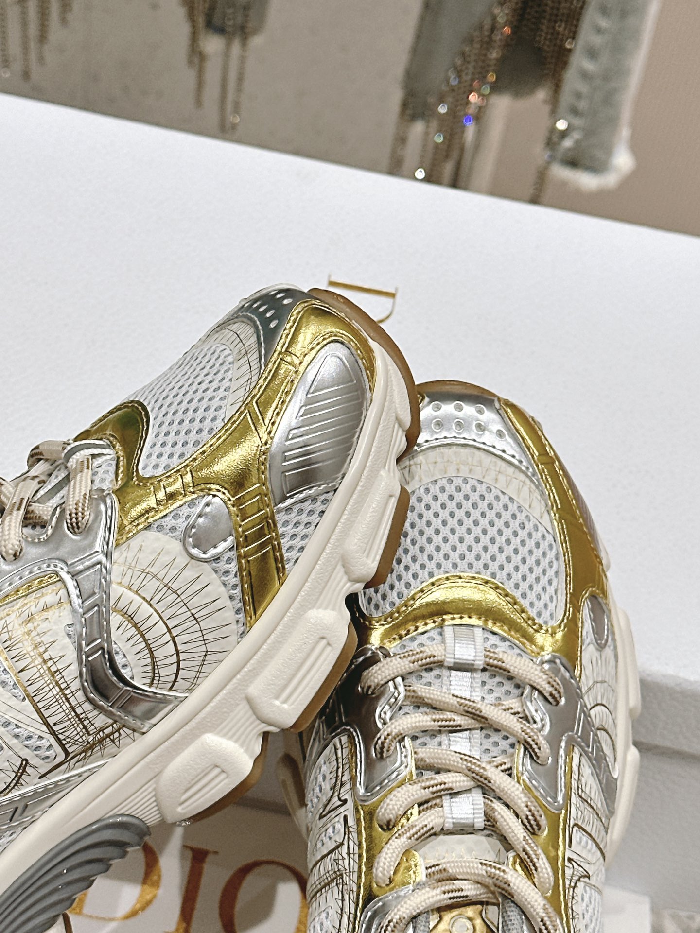 DIOR SNEAKER