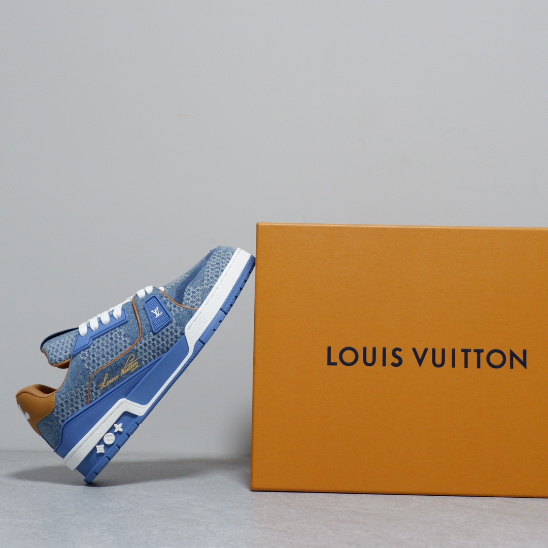 LOUIS VUITTON TRAINERS