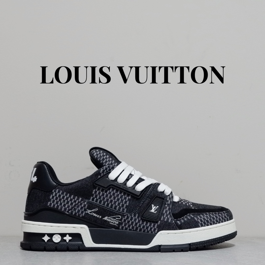 LOUIS VUITTON TRAINERS