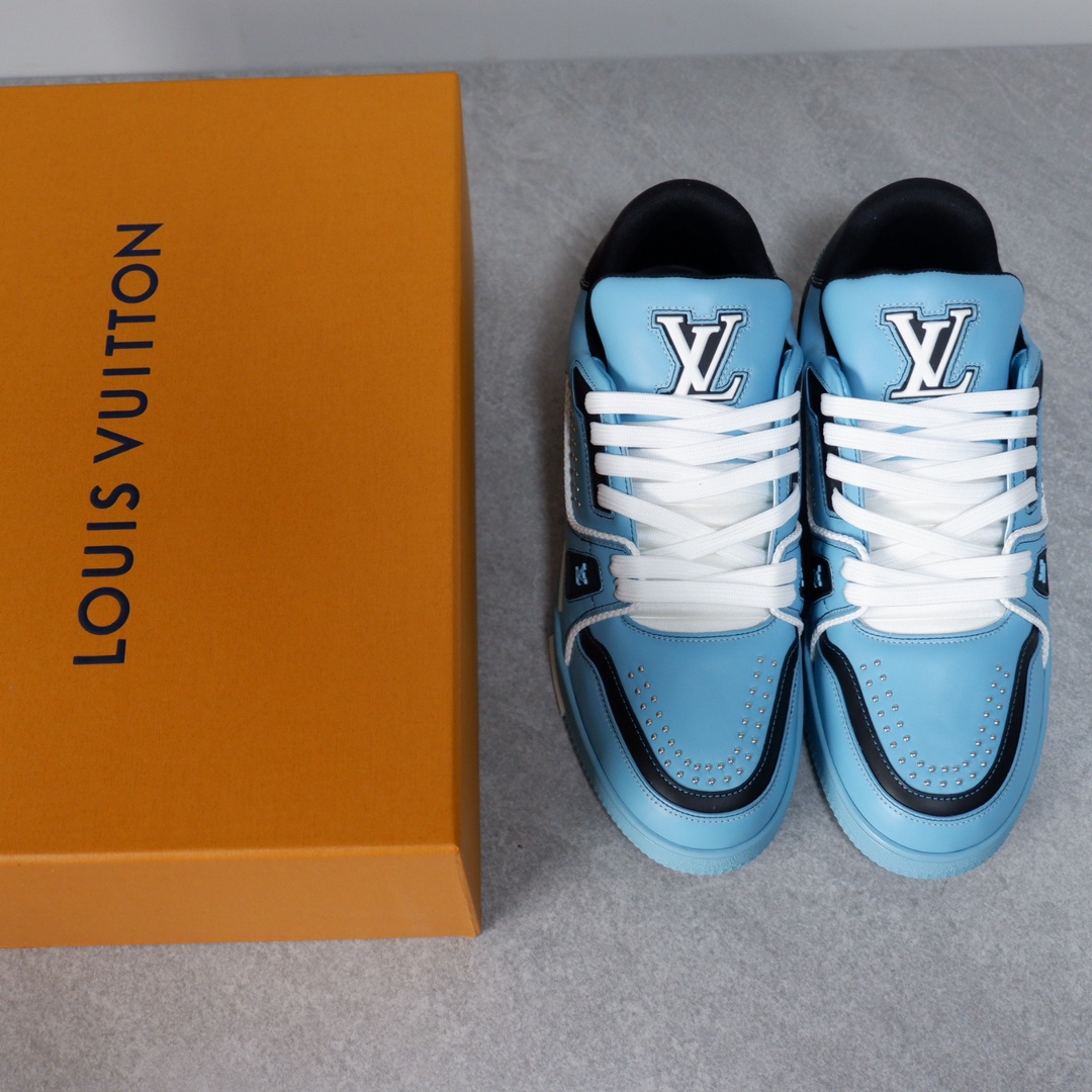 LOUIS VUITTON TRAINERS