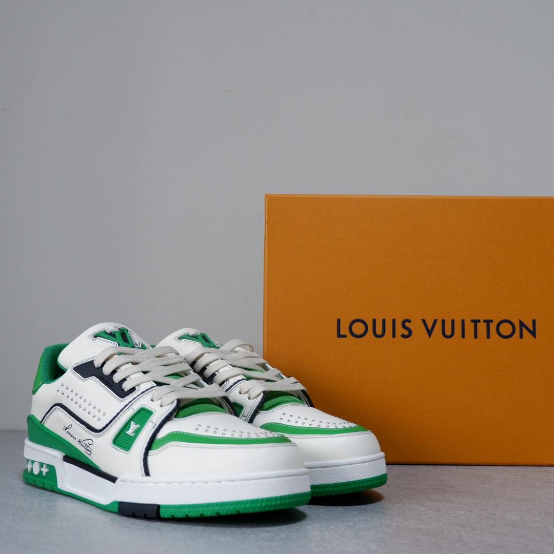 LOUIS VUITTON TRAINERS