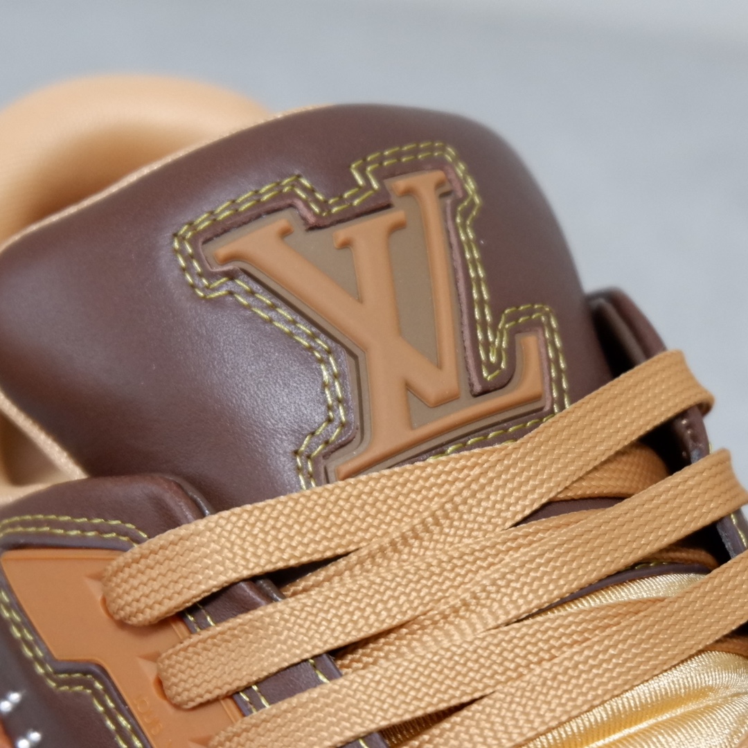 LOUIS VUITTON TRAINERS