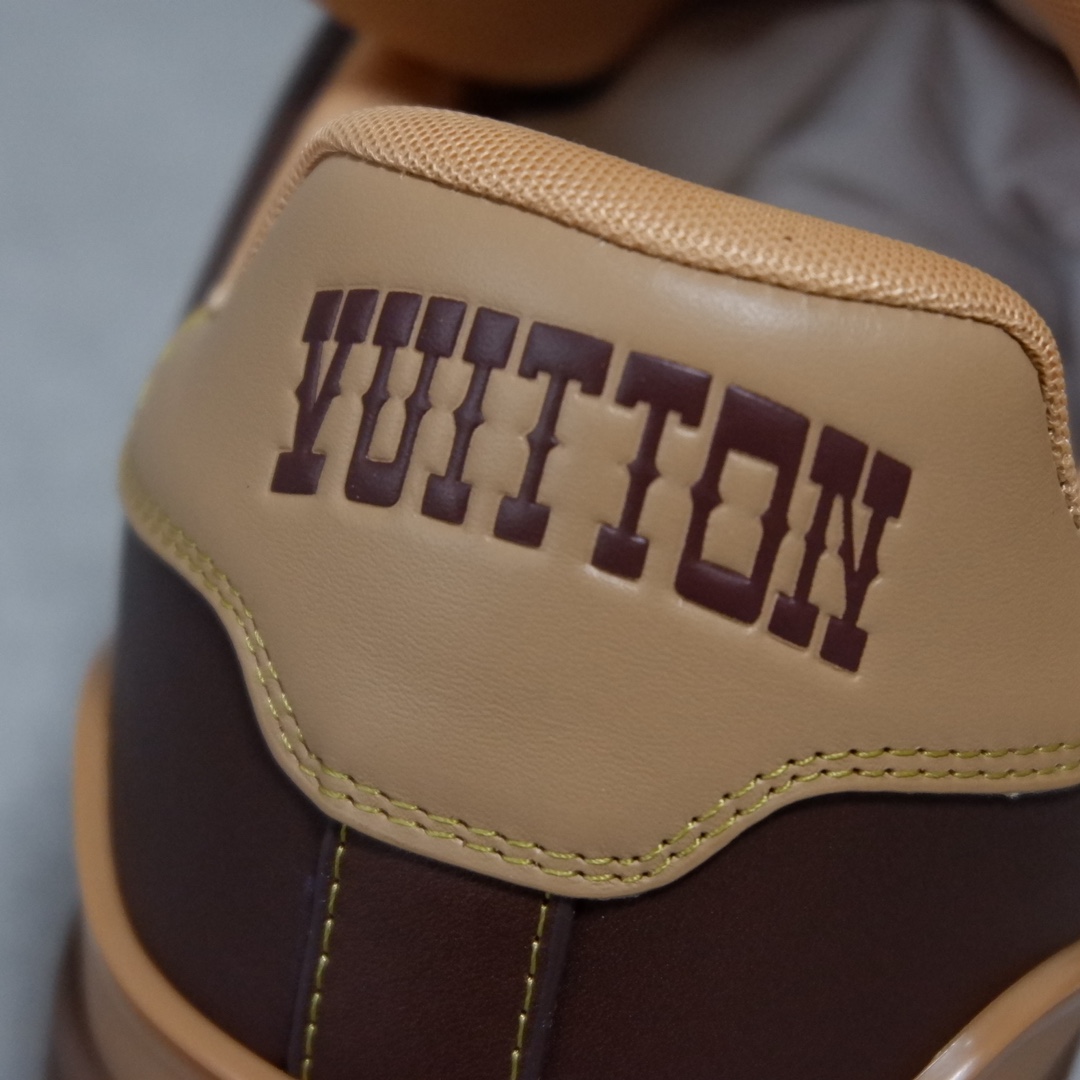 LOUIS VUITTON TRAINERS